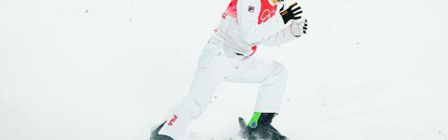 开云APP-徐梦桃心凉两秒后安慰队友 失误不会影响团队备战