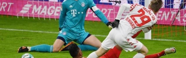 开云入口-鸡哥临场换位帮拜仁填坑，帕瓦尔连坐板凳后又挨批