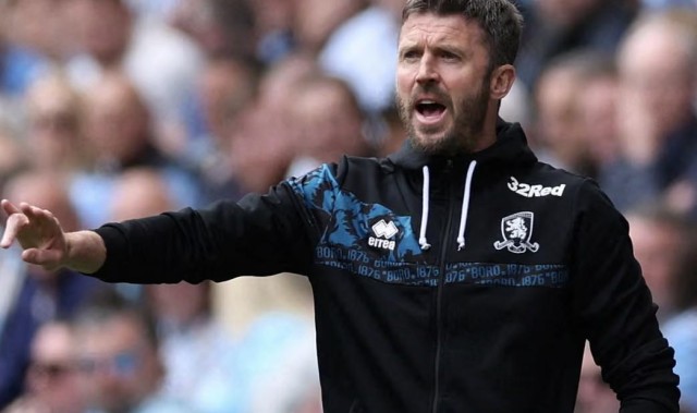 卫报：卡里克在战术层面展现出极强的“抗拒改变”的特质